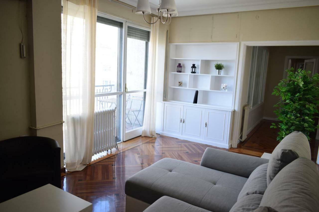 Espacios Blanco Santiago - Con Parking. Apartment Valladolid Exterior photo